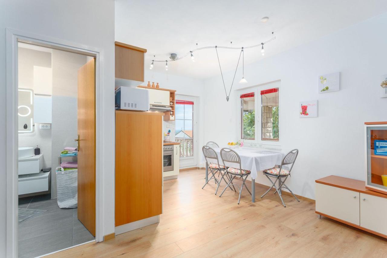 Apartment Marko Kornic Luaran gambar